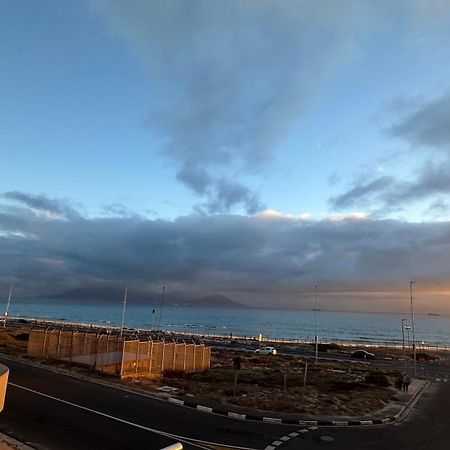 Oceansnest Guest House Bloubergstrand Eksteriør billede