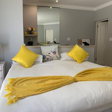 Oceansnest Guest House Bloubergstrand Eksteriør billede