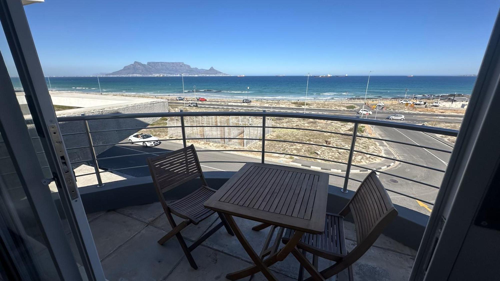 Oceansnest Guest House Bloubergstrand Eksteriør billede