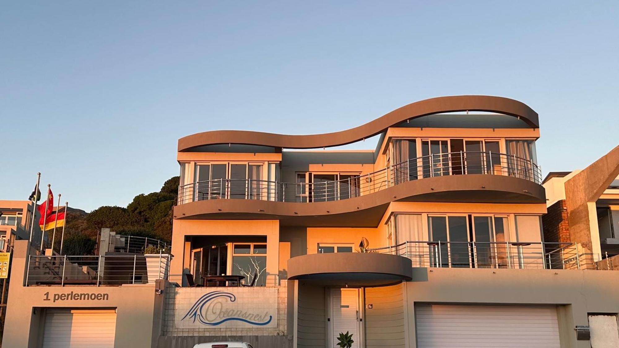 Oceansnest Guest House Bloubergstrand Eksteriør billede