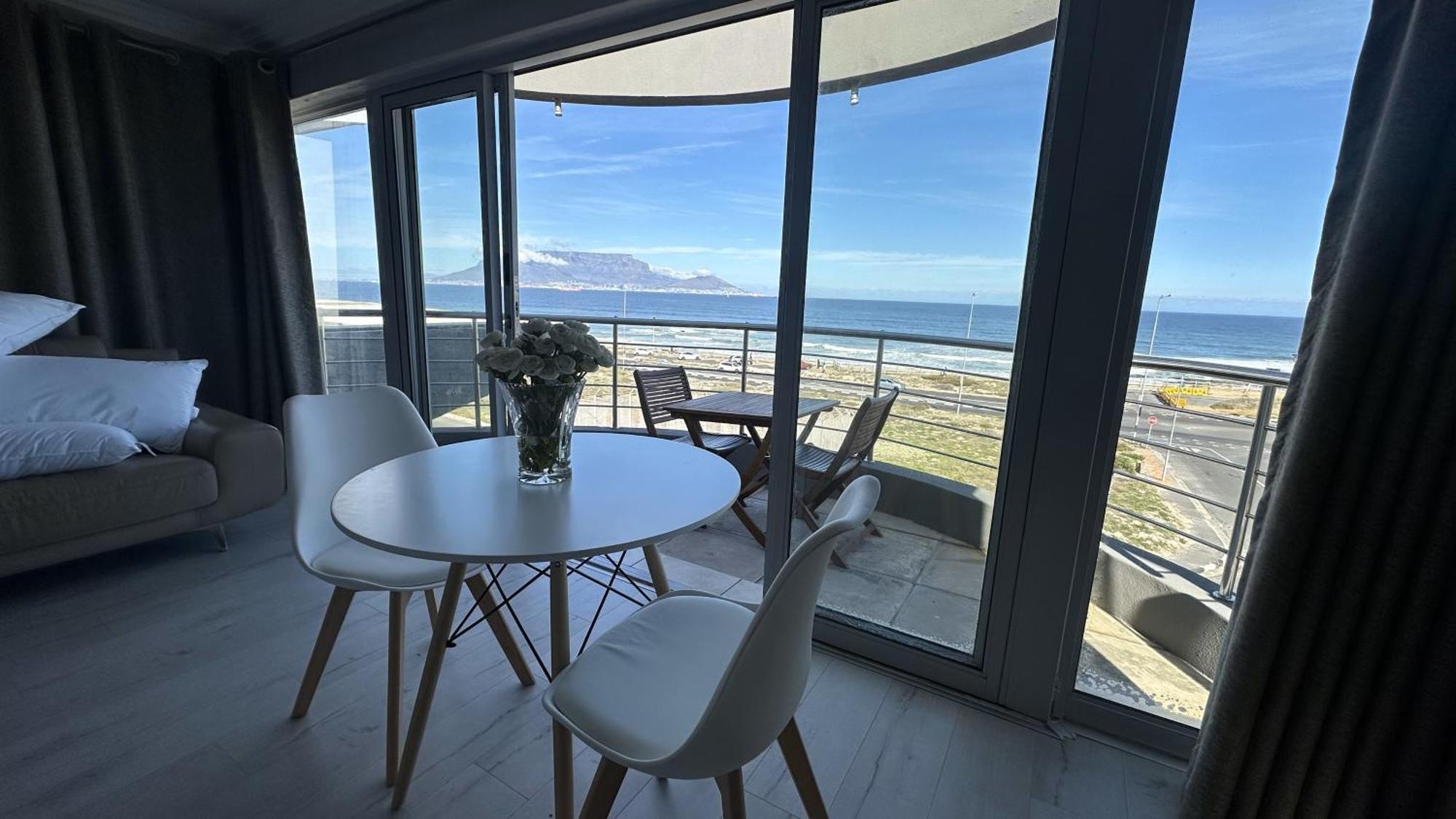 Oceansnest Guest House Bloubergstrand Eksteriør billede