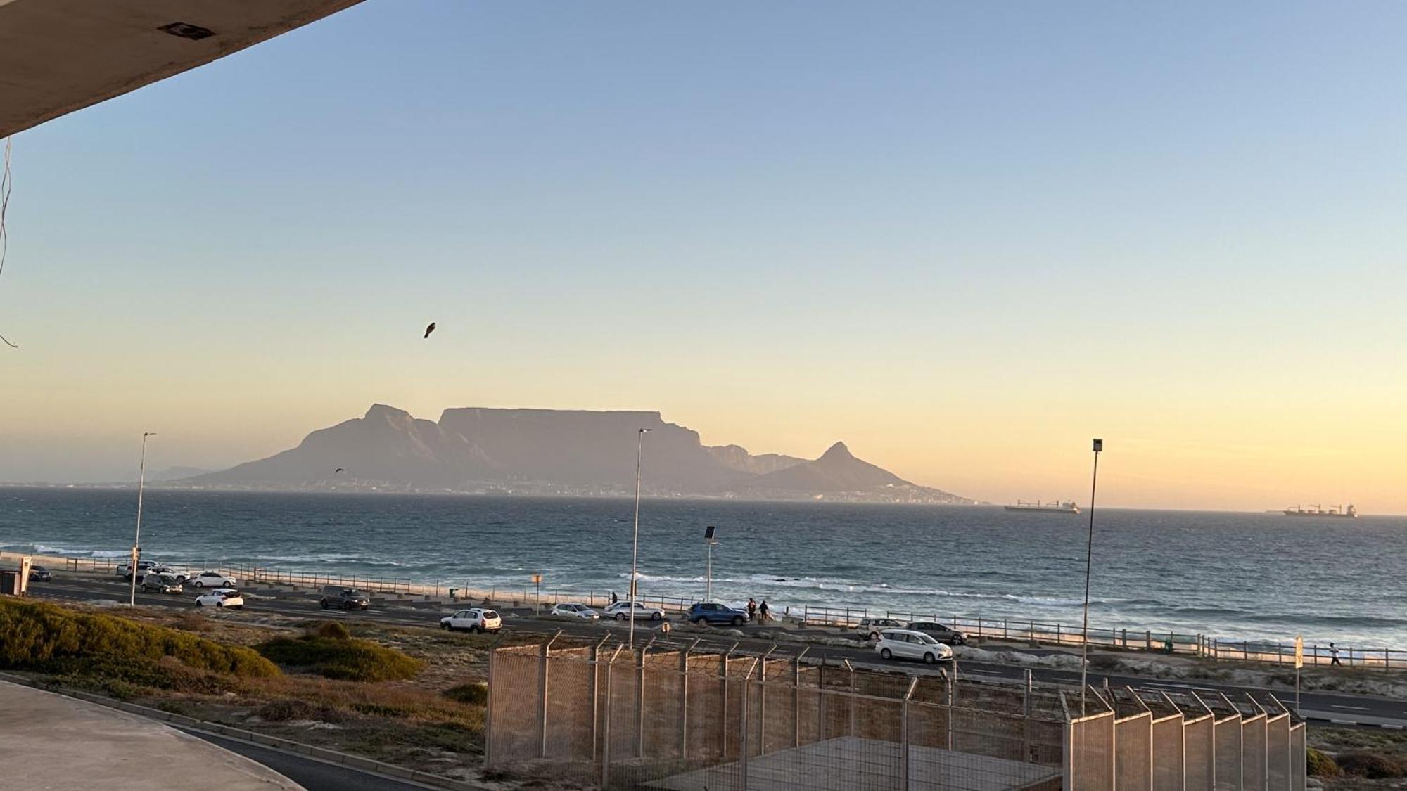 Oceansnest Guest House Bloubergstrand Eksteriør billede