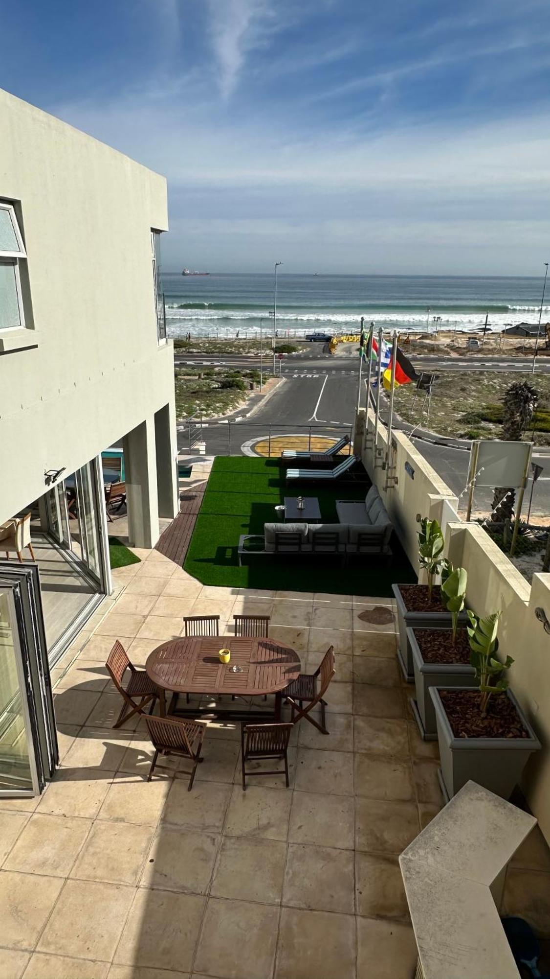 Oceansnest Guest House Bloubergstrand Eksteriør billede